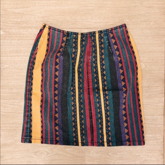 Vintage 90's Tribal denim skirt - Picture 3 of 5